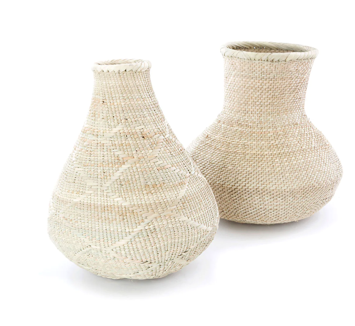 Handwoven Medium Binga Calabash Vase Basket from Zimbabwe, Fair Trade