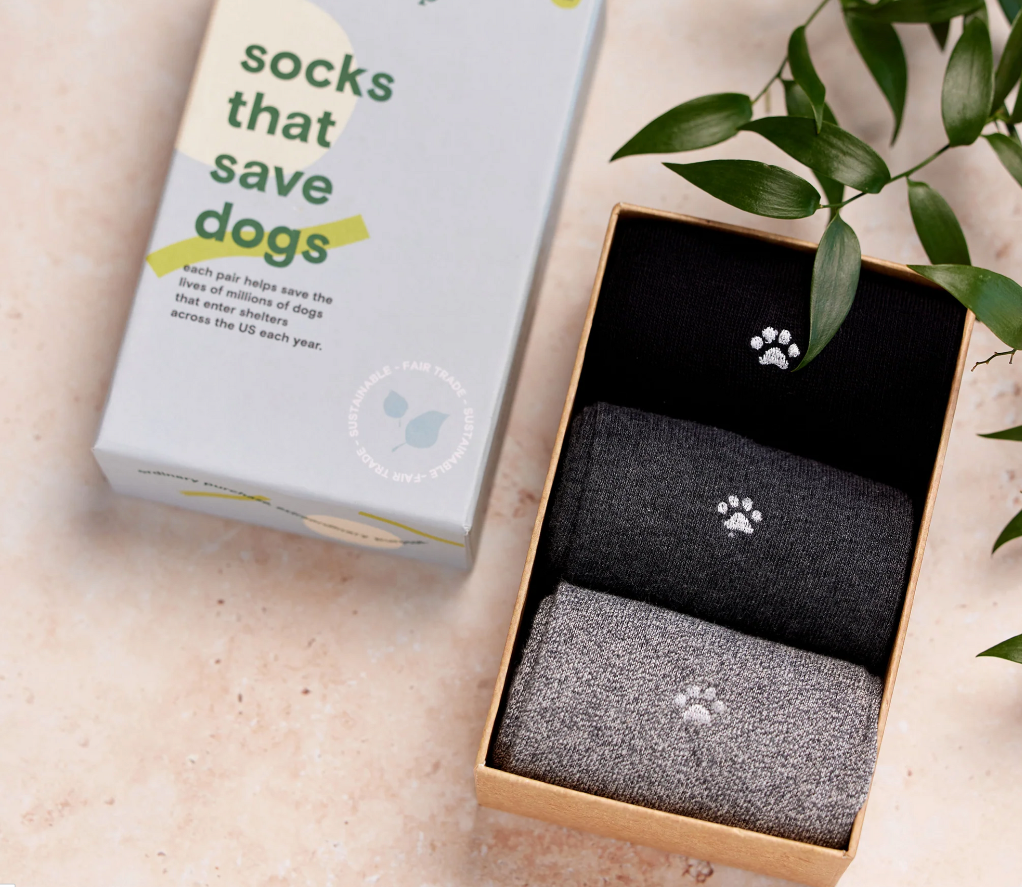 3 Pairs of Organic Socks in Gift Box that Saves Dogs Lives!